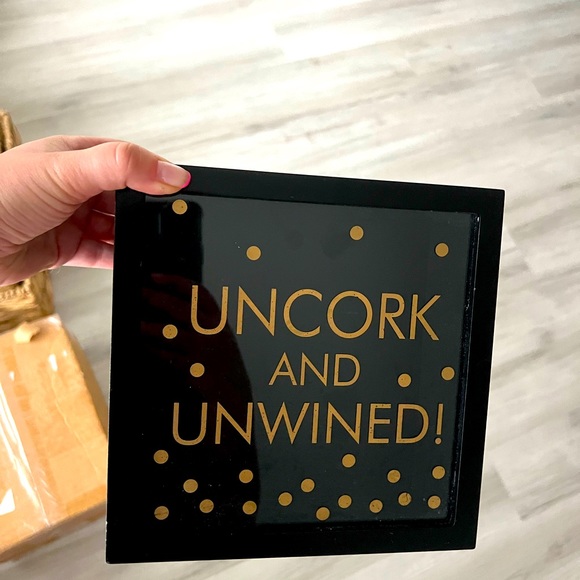 Pottery Barn Other - Cute wine decor